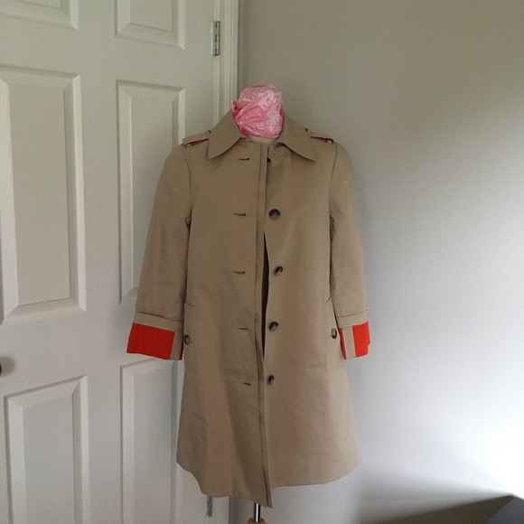 Brand new beige Club Monaco Women’s Trench with contrast lining, Size XS - Picture 2 of 6